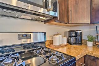 Chic Yuma Getaway Near Park, Golf and Shopping! - 1