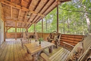 Fire Pit and Grill Cozy Cabin in Lake Toxaway! - Lake Toxaway - 9