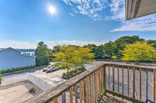 Williams Bay Getaway with Geneva Lake Views! - 8