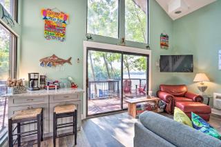 2 Mi to Margaritaville Lake of the Ozarks Home! - 4