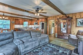 Rustic Oakhurst Retreat Less Than 4 Mi to Bass Lake! - Oakhurst - 5