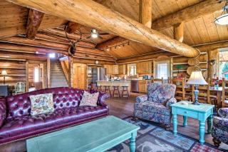 Less Than 1 Mi to Lake Granby Log Cabin with Fire Pit - 6