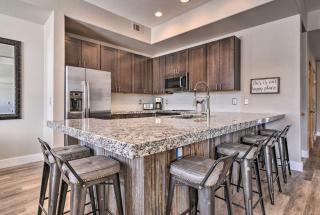 Waterfront Home with Scenic Views in Silverthorne - 4