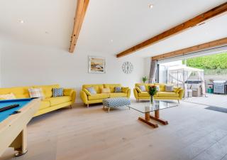 Neptune - Saundersfoot - 2
