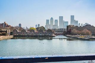 City Riverview Apartment with Parking - Londra - 0