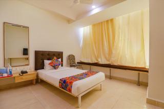 FabHotel Aamantran & Banquet Halls - Nr RTC X Roads Metro Station - Hyderabad - 3
