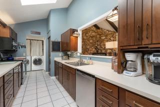 Cedar Upper Condominium 3 Bedroom condo - 1