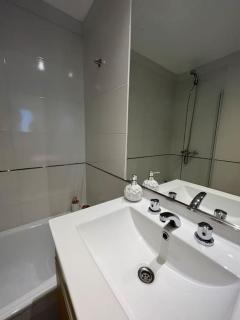 Hermoso departamento de un dormitorio en Neuquén - Neuquén - 5