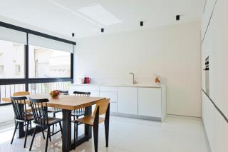 Elegant 2BR with Veranda close to Beach by FeelHome - Tel Aviv - 5
