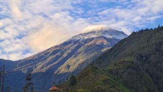 Elegante apartamento con vistas al volcán Tungurahua - Baños - 8