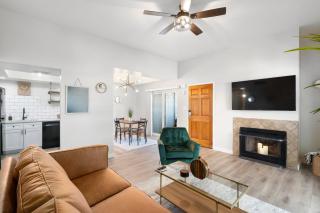 Boho and Cozy ~ Work From Home ~ Pool + Hot Tub 365! - Scottsdale - 9