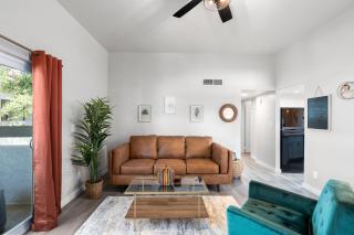 Boho and Cozy ~ Work From Home ~ Pool + Hot Tub 365! - Scottsdale - 5