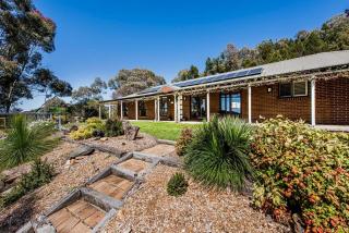 'Omaroo' Homestead Escape amongst Rolling Hills - Mudgee - 9