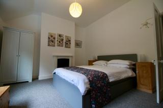Blachington Cottage, Stunning and Central By Air Premier - Seaford - 8