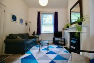 Blachington Cottage, Stunning and Central By Air Premier - Seaford - 4