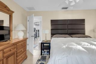 232 S HARBOR DR - ISLAND BAY home - Holmes Beach - 1