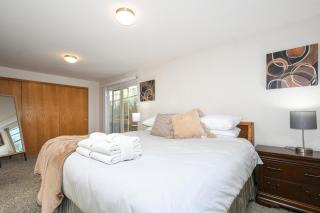 Cozy Couve Apartment Close To Everything! - 4