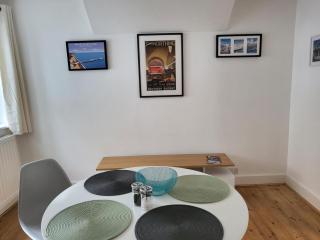 Pebble Cottage - Worthing - 7