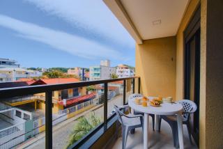 Apartamento Novinho, pertinho da Praia de Bombinhas - Bombinhas - 1