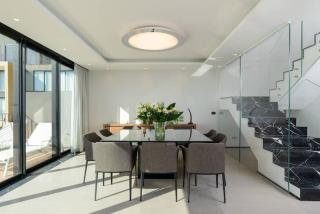 Luxurious 5BR Penthouse with Sea View by HolyGuest - 8