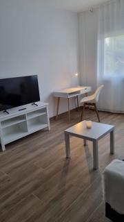 Zona5 Apartamentos Turísticos - El Vendrell - 4