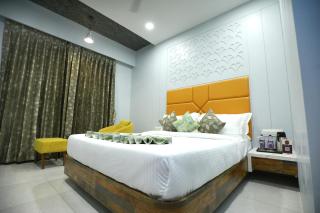 HOTEL THE GRANDLADHUKARA - Dwarka - 5