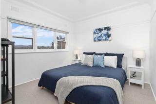 The Little Lake House - 2