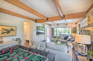 Chic Lake House with Furnished Deck and Hot Tub! - Lake Arrowhead - 5