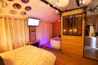 Love Room Romantique Les Petits Plaisirs - Angers - 3