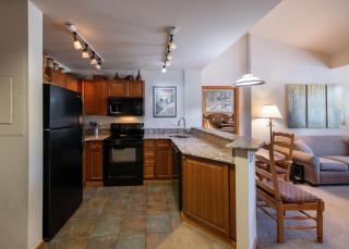 Zephyr Mountain Lodge Select-Rated 1602 - 8