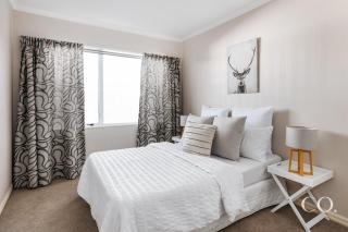 Pavilion Beachfront Apartments - 4