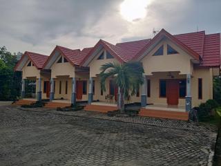 RedDoorz @ Puncak Tahura Hotel Bengkulu Tengah - 1
