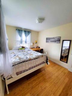 5 star Room/Close to town center and everything/5 min walk metro - Rockville - 6