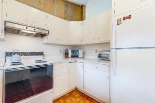 The Mountain House - 1