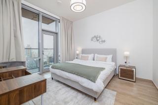 Noora Tower I Spacious 3BDR Apartment and maid room with Burj Khalifa View - Dubai - 9