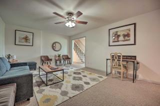 Family-Friendly Harbor Country Home 3 Mi to Lake! - 1