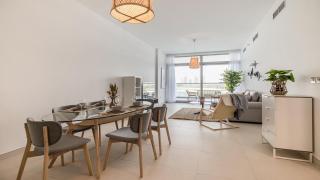 Hashtag Holiday Home - Luxury 2BDR Apartment on The Palm Azure Residences - Dubai - 4
