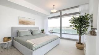 Hashtag Holiday Home - Luxury 2BDR Apartment on The Palm Azure Residences - Dubai - 1