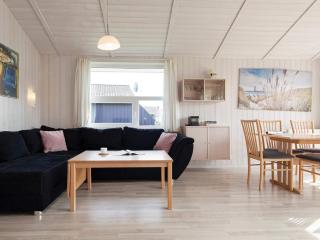 6 person holiday home in GROEMITZ - Grömitz - 6