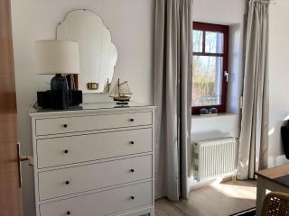 Ferienwohnung-Klaus-Stoertebeker-mit-Sonnenterrasse-Garten-zwischen-Strand-Wald-und-Wiese - 8