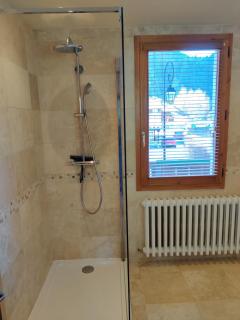 Spacious Ski Chalet In Traditional French Village, sleeps 8, Four Star with fibre broadband - Abondance - 8