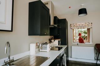 The Stables Apartment at Cefn Tilla Court, Usk - Usk - 5