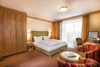 Österreichischer Hof-im Bademantel direkt in die Alpentherme - Bad Hofgastein - 9