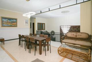 Urbanview Hotel Griya Surya Malang by RedDoorz - Malang - 9