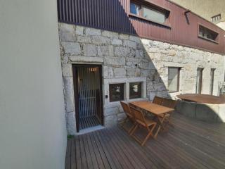 MyStay Porto Bolhão - Pool & Garden - 2