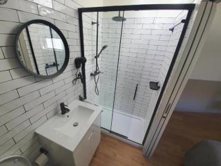 MyStay Porto Bolhão - Pool & Garden - Oporto - 3