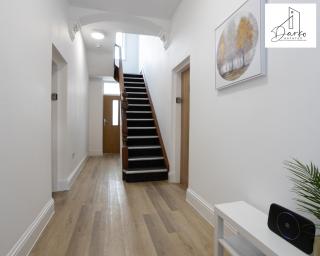 Apartment 2 - Beautiful 1 Bedroom Apartment Near Manchester - 1
