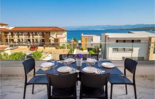 Amazing Apartment In Malinska With Wifi - Malinska - 8
