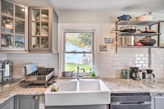 Jewett Gem with Charcoal Grill and Mountain Views - 9