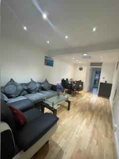 North Avenue Guest House Ltd, Heathrow Airport-Free Parking - Hayes - 9